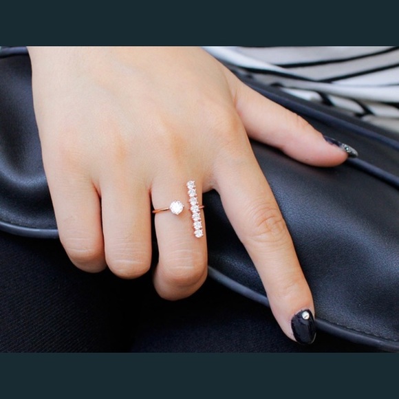🆕 EMMA Adjustable Crystal Ring - Picture 8 of 8